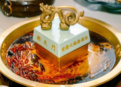 網(wǎng)紅火鍋加盟店竟然是這樣吸引顧客的？