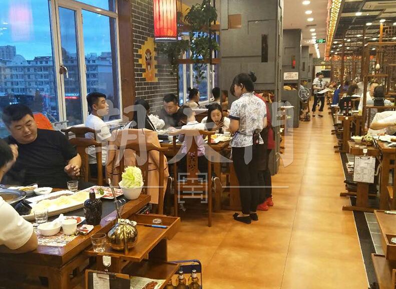 一次性油老火鍋加盟，選對品牌很關(guān)鍵！