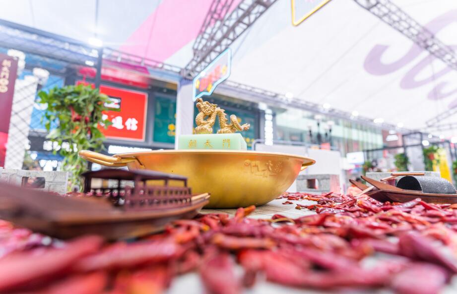 火鍋的特色菜品有哪些？這些必吃菜品不容錯(cuò)過
