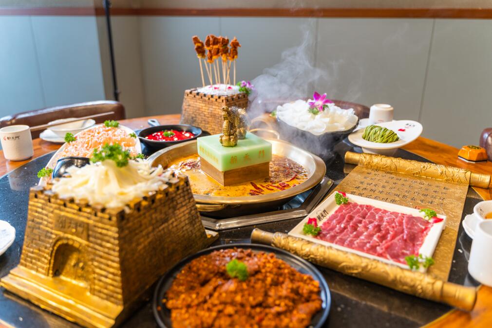 輝縣開火鍋加盟店，你需要注意這四點(diǎn)！