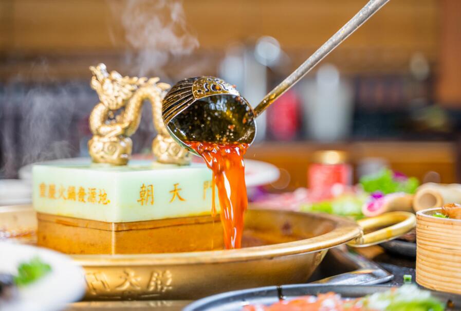 陽江開火鍋加盟店有哪些優(yōu)勢？