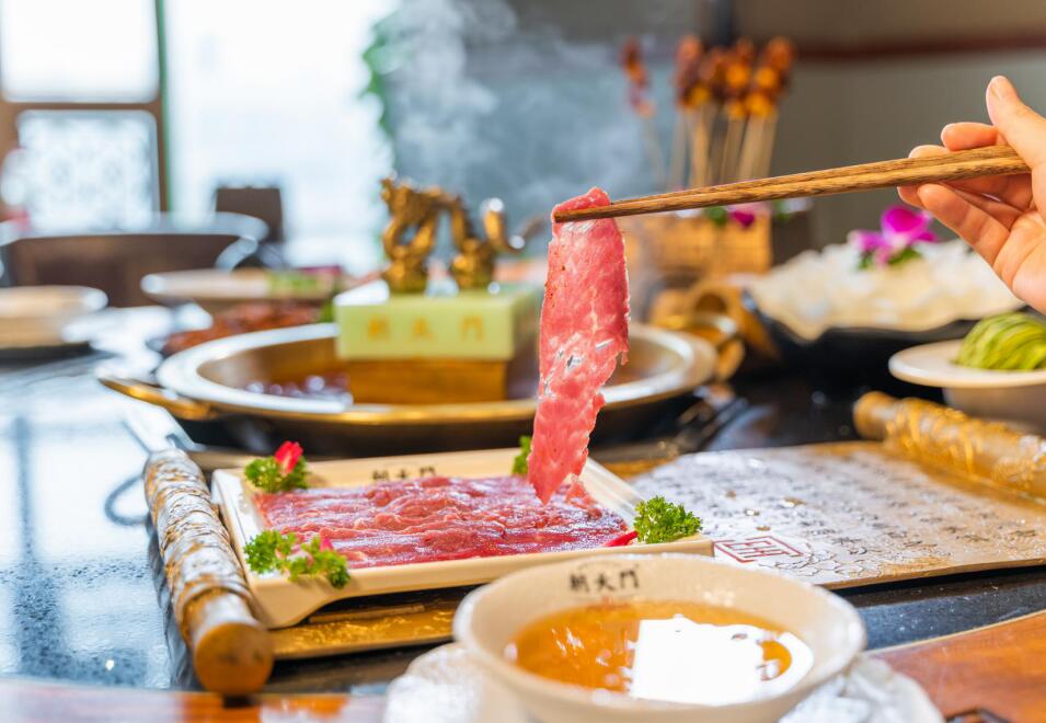 為什么明星都愛開火鍋店？分析利潤后就明白了！