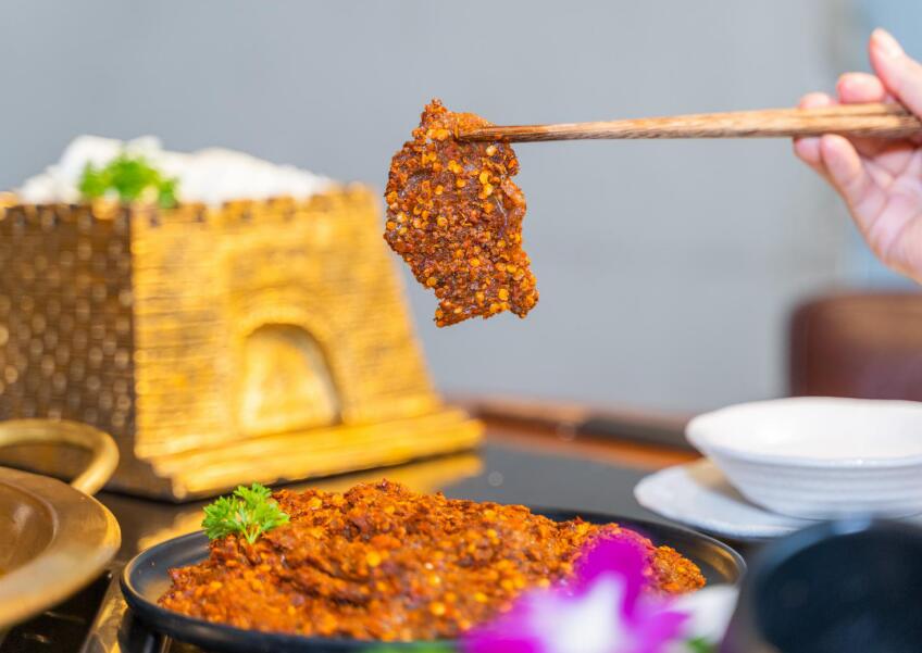 火鍋店這樣裝修，看起來雅致又大氣！