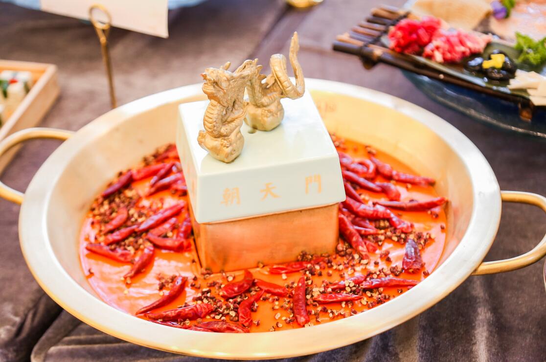 穆棱開火鍋加盟店，如何服務(wù)好顧客？
