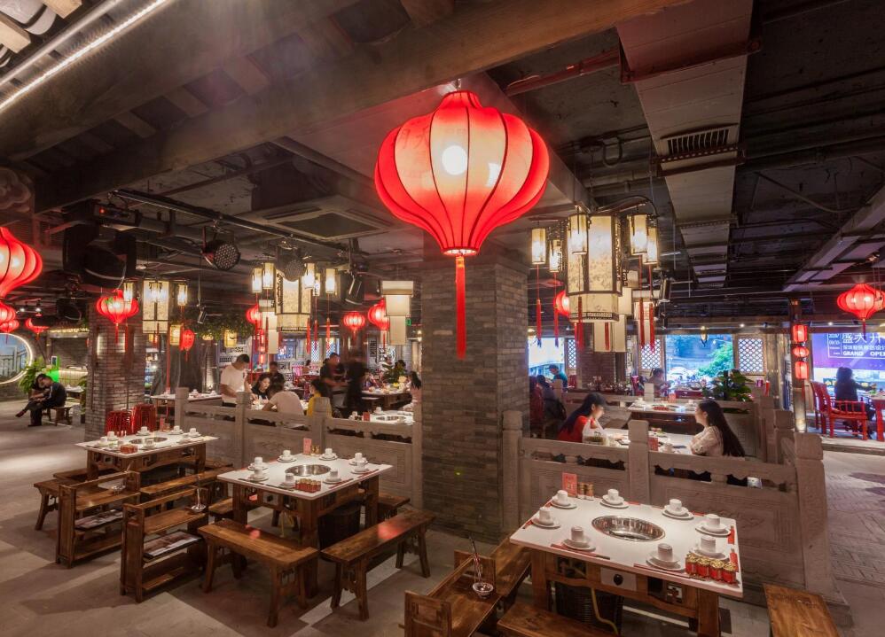 海城開(kāi)火鍋加盟店，選老油還是一次性油？
