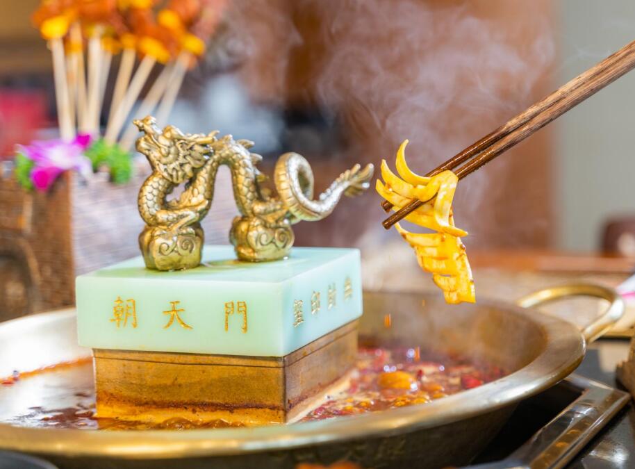 北票開火鍋加盟店，如何裝修有設(shè)計(jì)感？