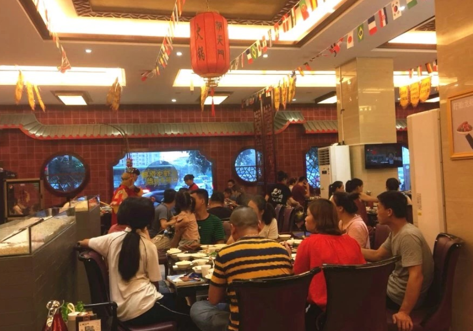 朝天門火鍋裝修如何？專業(yè)的營(yíng)建部為你定制方案！