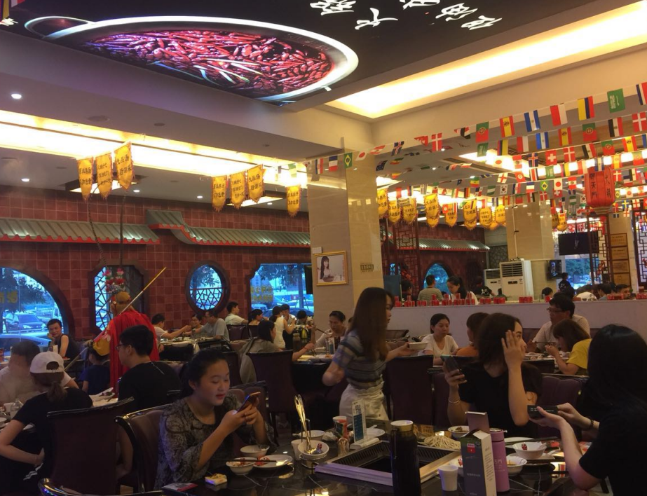 朝天門火鍋督導(dǎo)全程跟蹤扶持，助力門店高水準(zhǔn)經(jīng)營(yíng)！