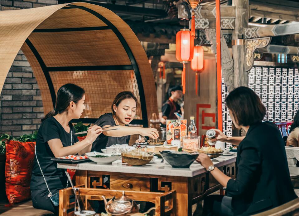 重慶火鍋深受歡迎，除了味道外還與這點(diǎn)有關(guān)！