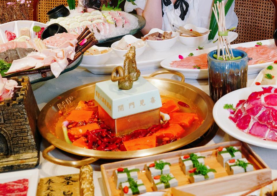 成都有好吃的重慶連鎖火鍋店嗎？