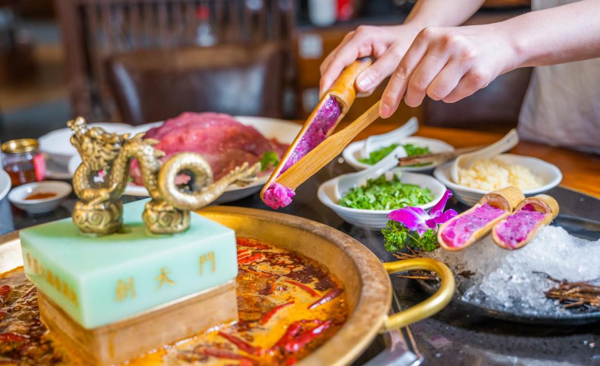 不同的餐飲店如何選擇經(jīng)營模式？