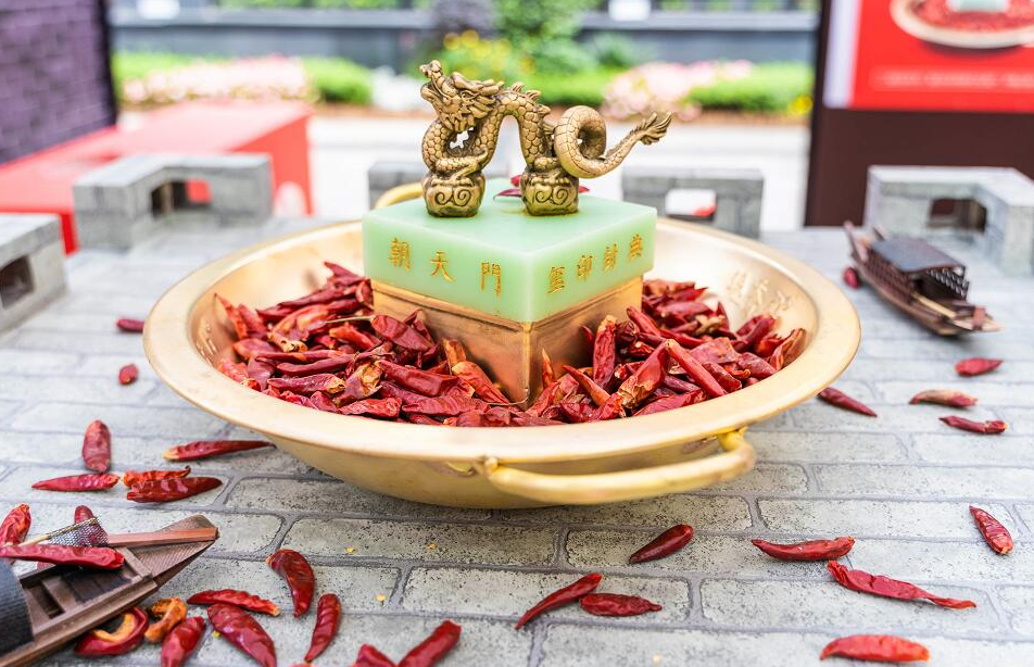 現(xiàn)代餐飲中還有什么比火鍋未來發(fā)展好？