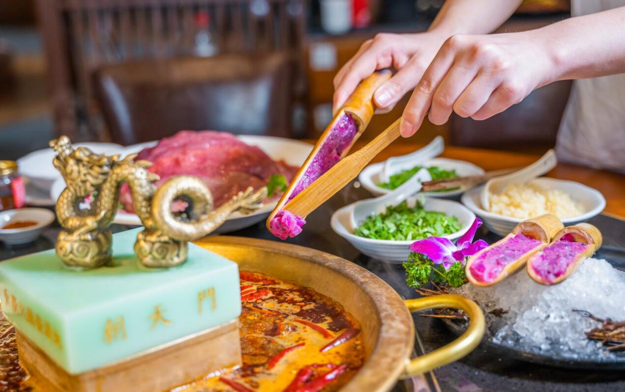 為什么火鍋能成為餐飲份額最大品類？