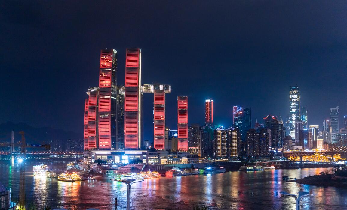 被朋友圈贊爆的朝天門旅游攻略！風(fēng)景奇幻重慶火鍋超贊！