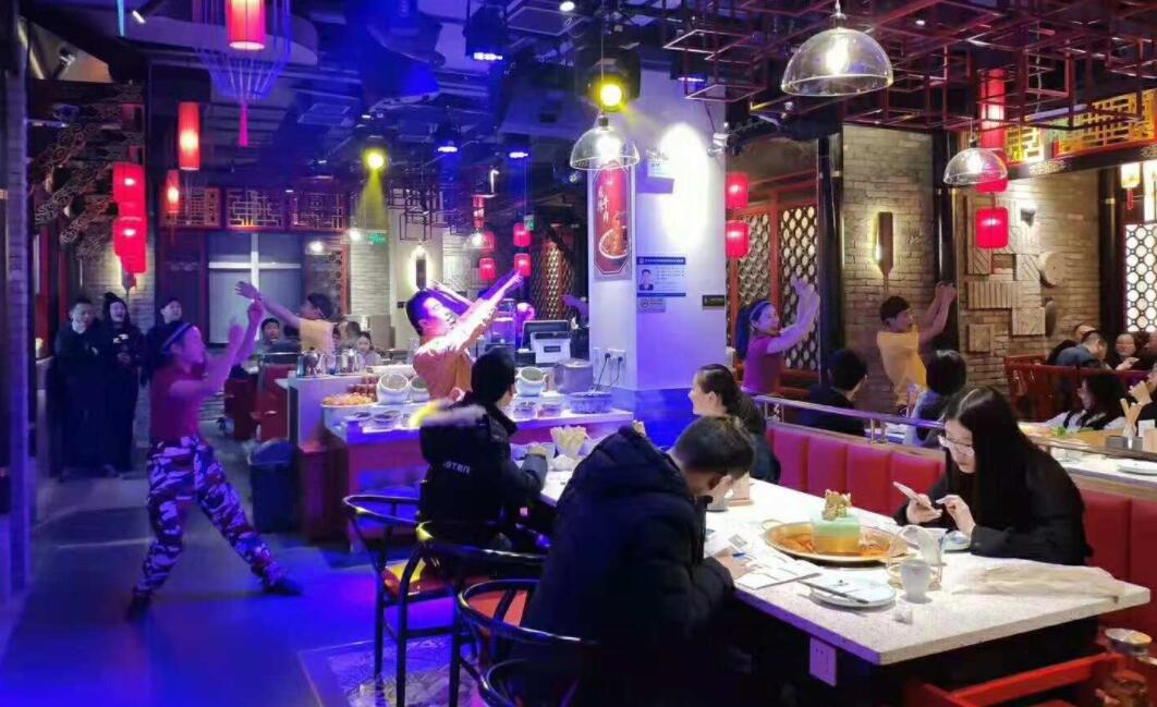 導(dǎo)致餐飲店倒閉的五個(gè)大坑，分享慘痛經(jīng)歷！