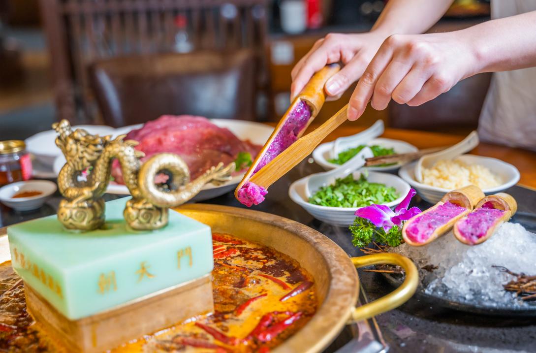 火鍋加盟意義是什么？加盟好還是自營好？