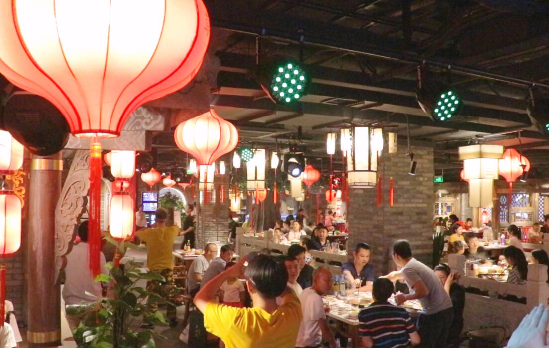 火鍋店燈光該怎么做？這樣設(shè)計(jì)就對(duì)了！